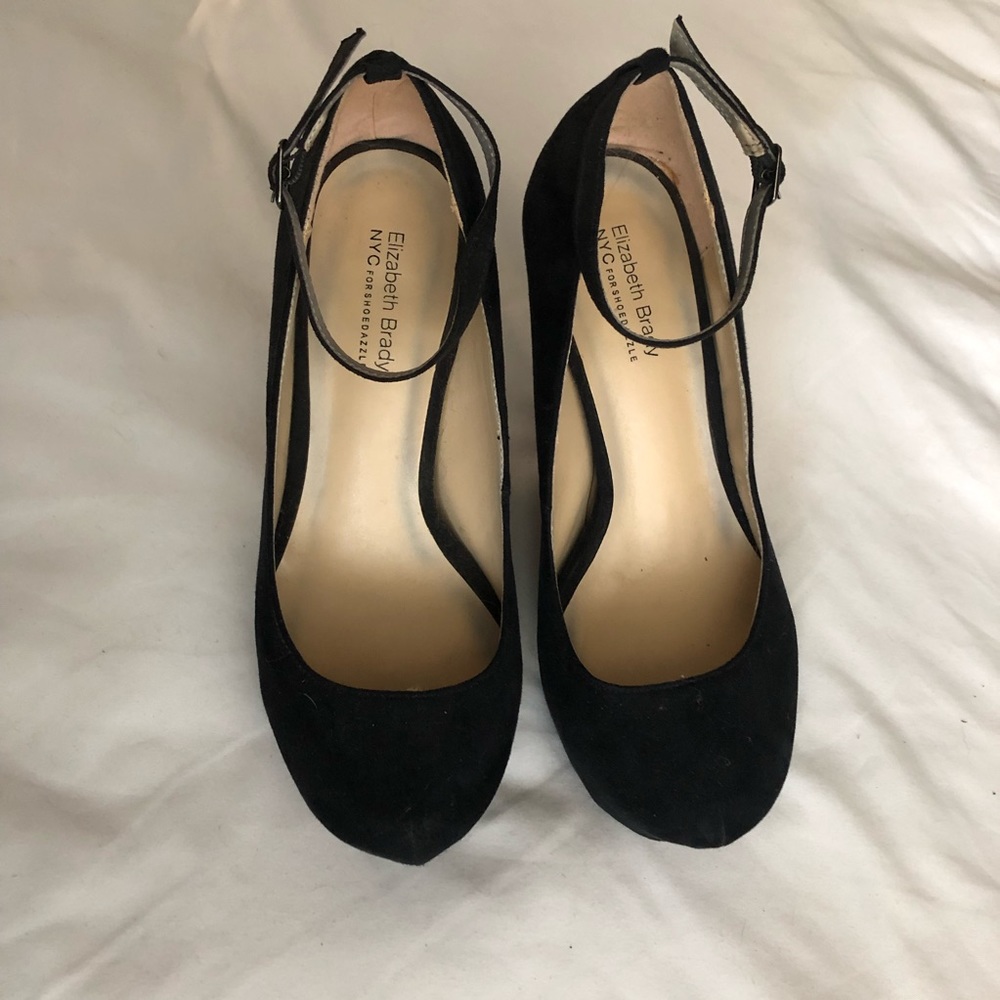 Elizabeth Brady faux suede wedges - size 7